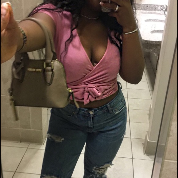 Pink wrap crop top - Picture 2 of 2